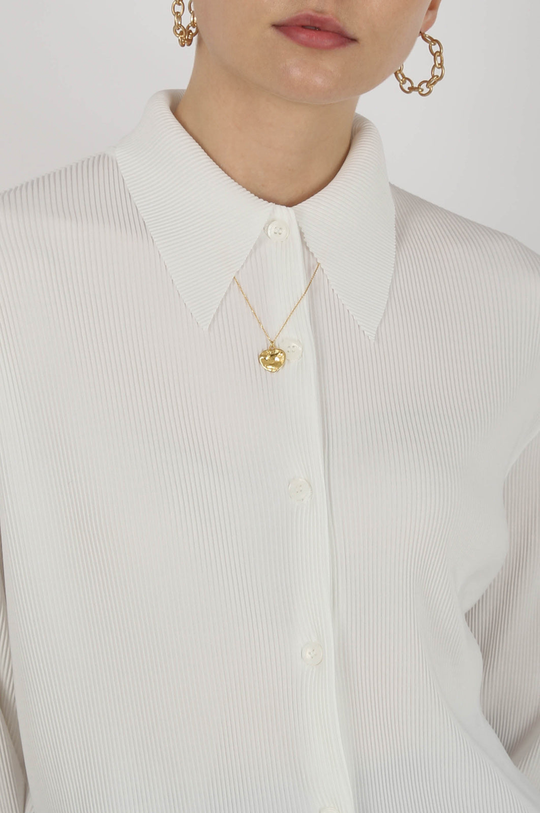 White micro pleated long sleeved shirt