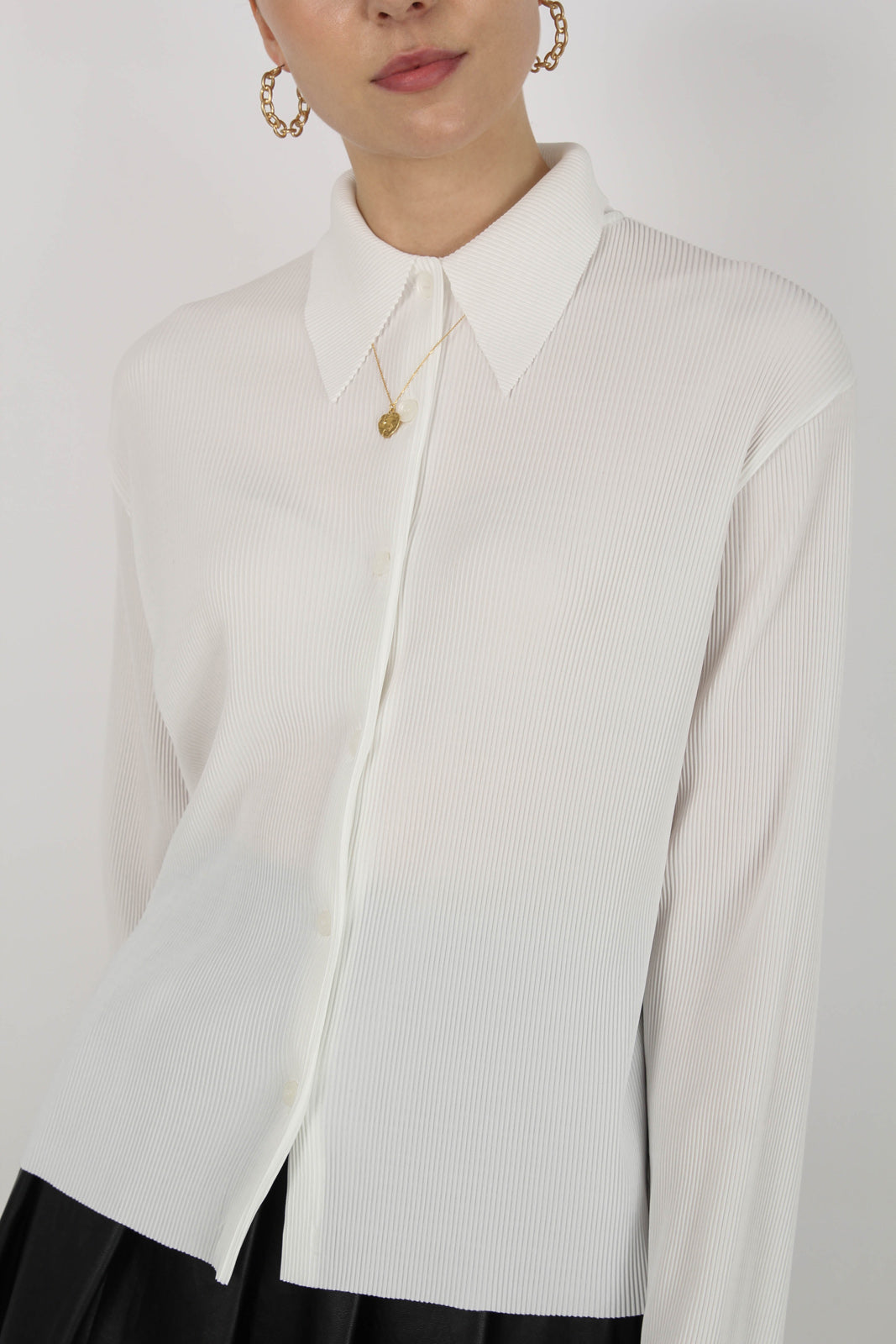 White micro pleated long sleeved shirt