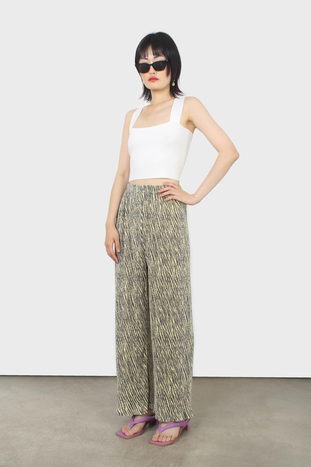 White thick strap cross back knit tank