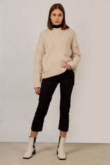 Beige V cable loose fit jumper