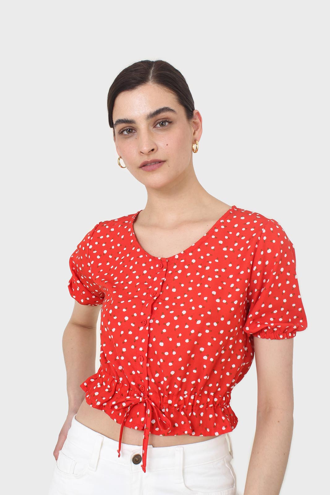 Red and white floral cropped blouse