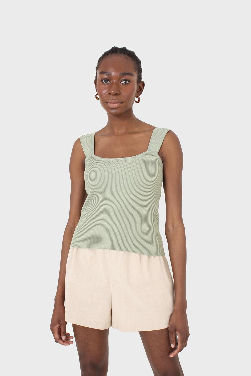 Beige belted wide leg linen shorts