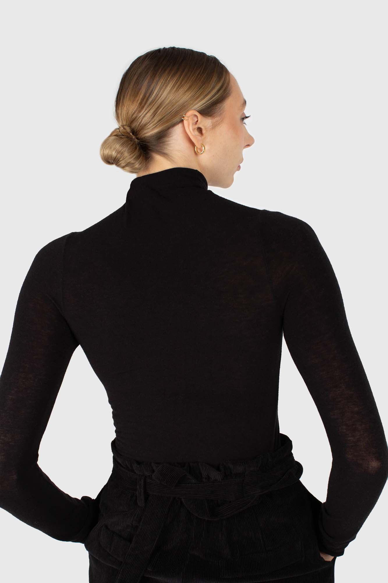 Black soft thin turtleneck jersey top