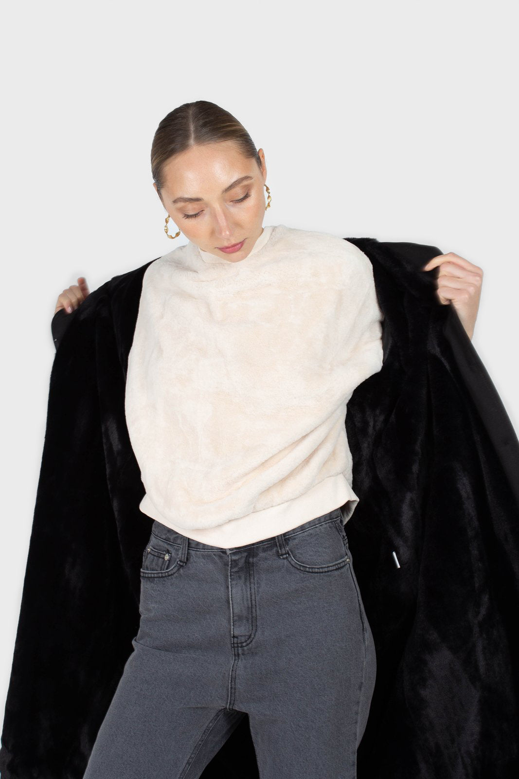 Black faux fur collar lined trench coat