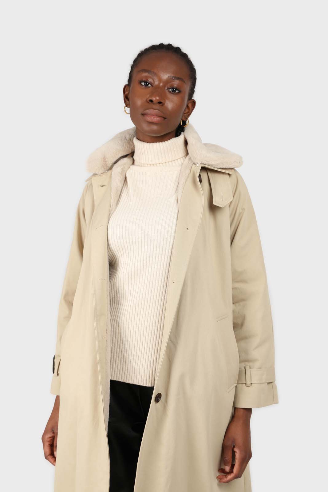 Ivory ribbed cashmere-wool turtleneck jumper