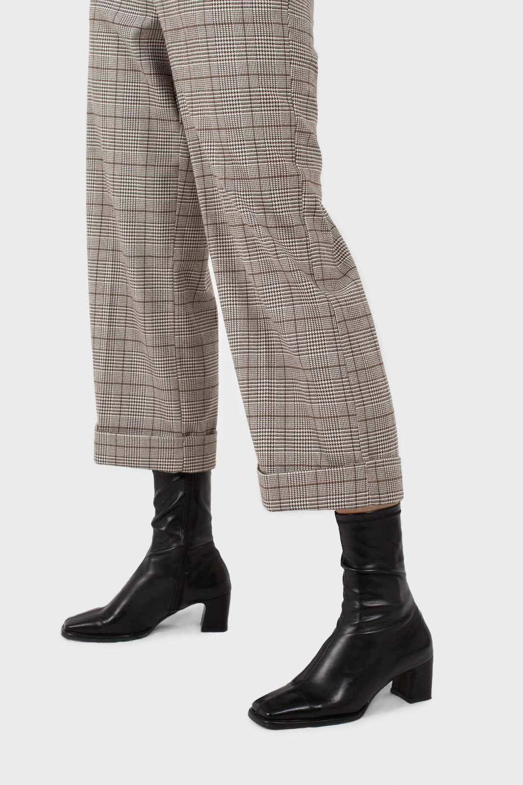 Brown checked turnup wool trousers