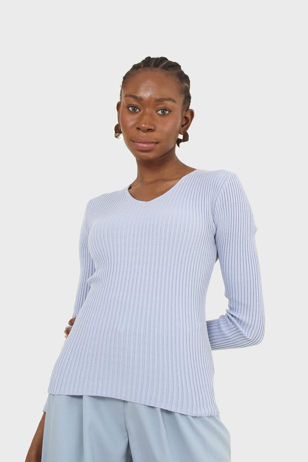 Light blue V-neck ribbed long sleeved knit