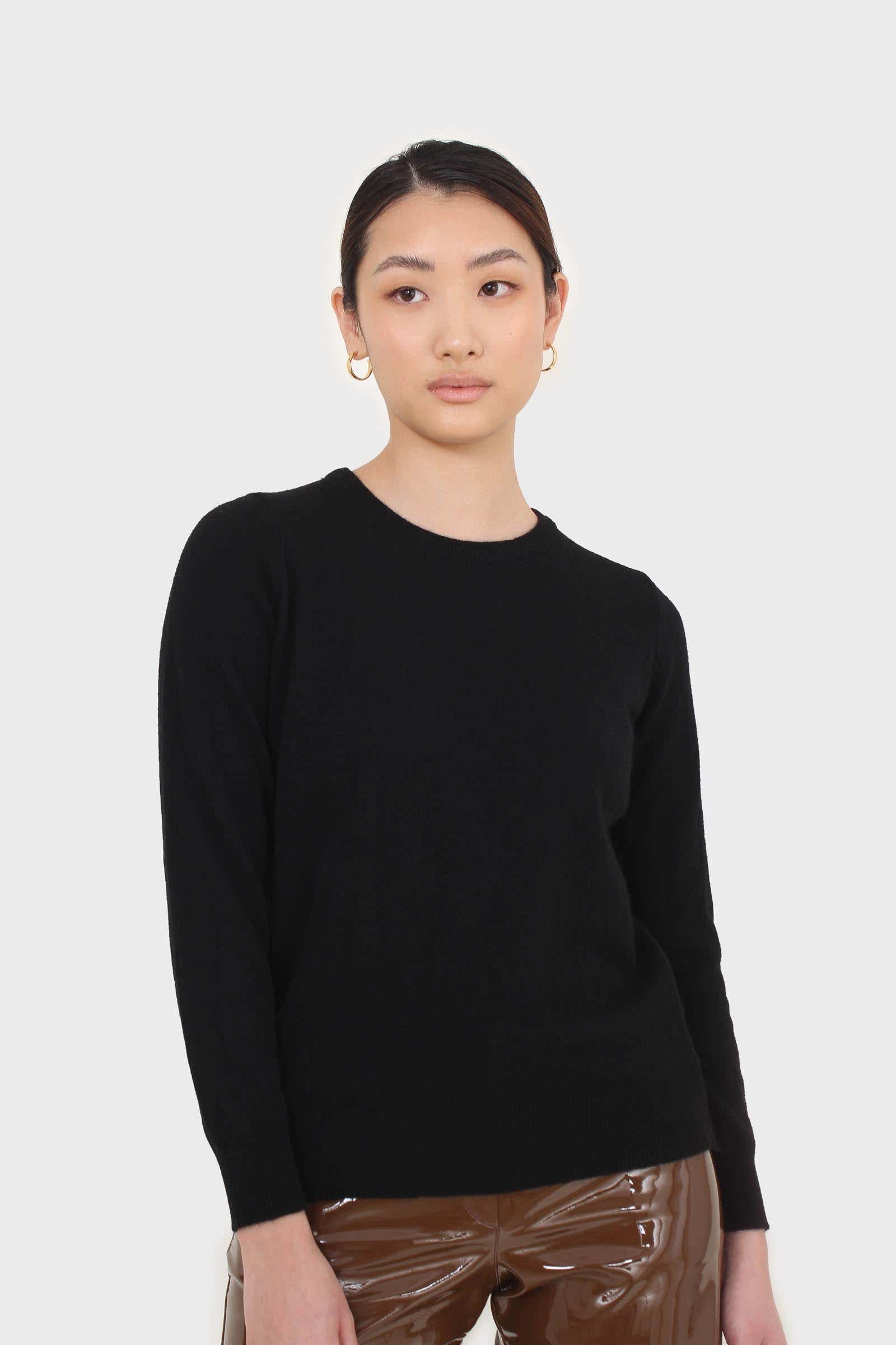 Black contrast neck wool fitted jumper