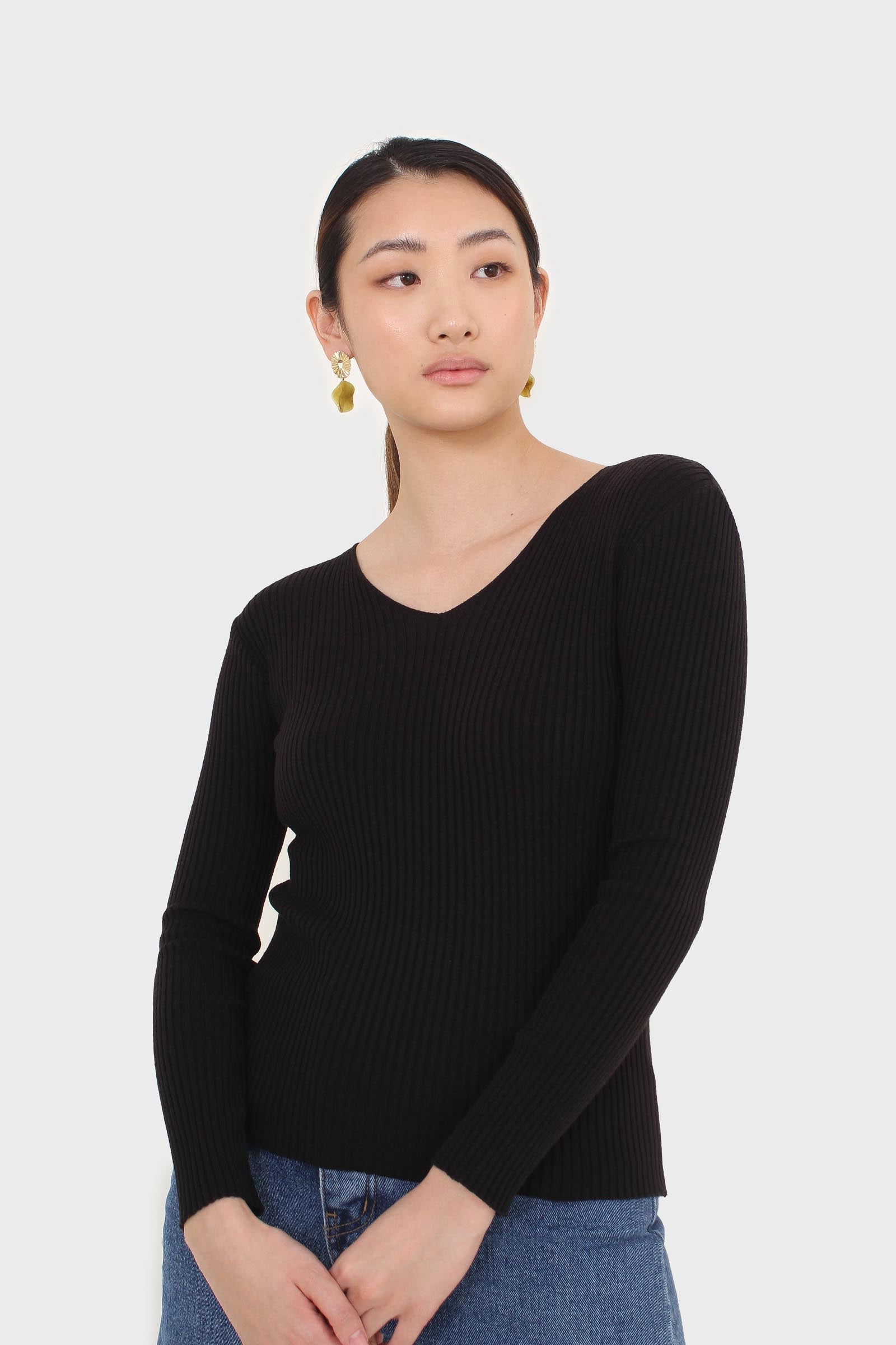Black V-neck ribbed long sleeved knit top