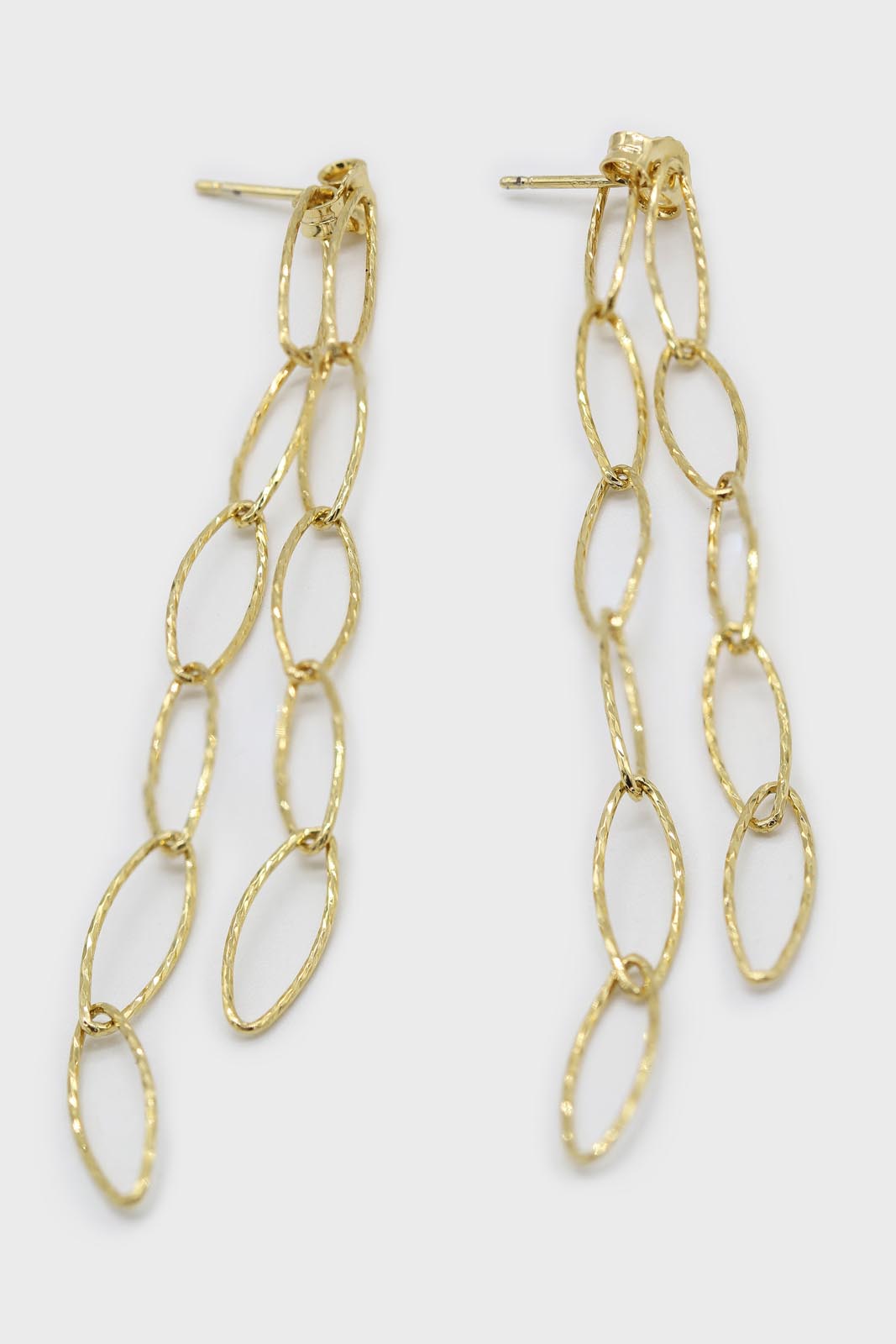 Gold chain links drop earrings