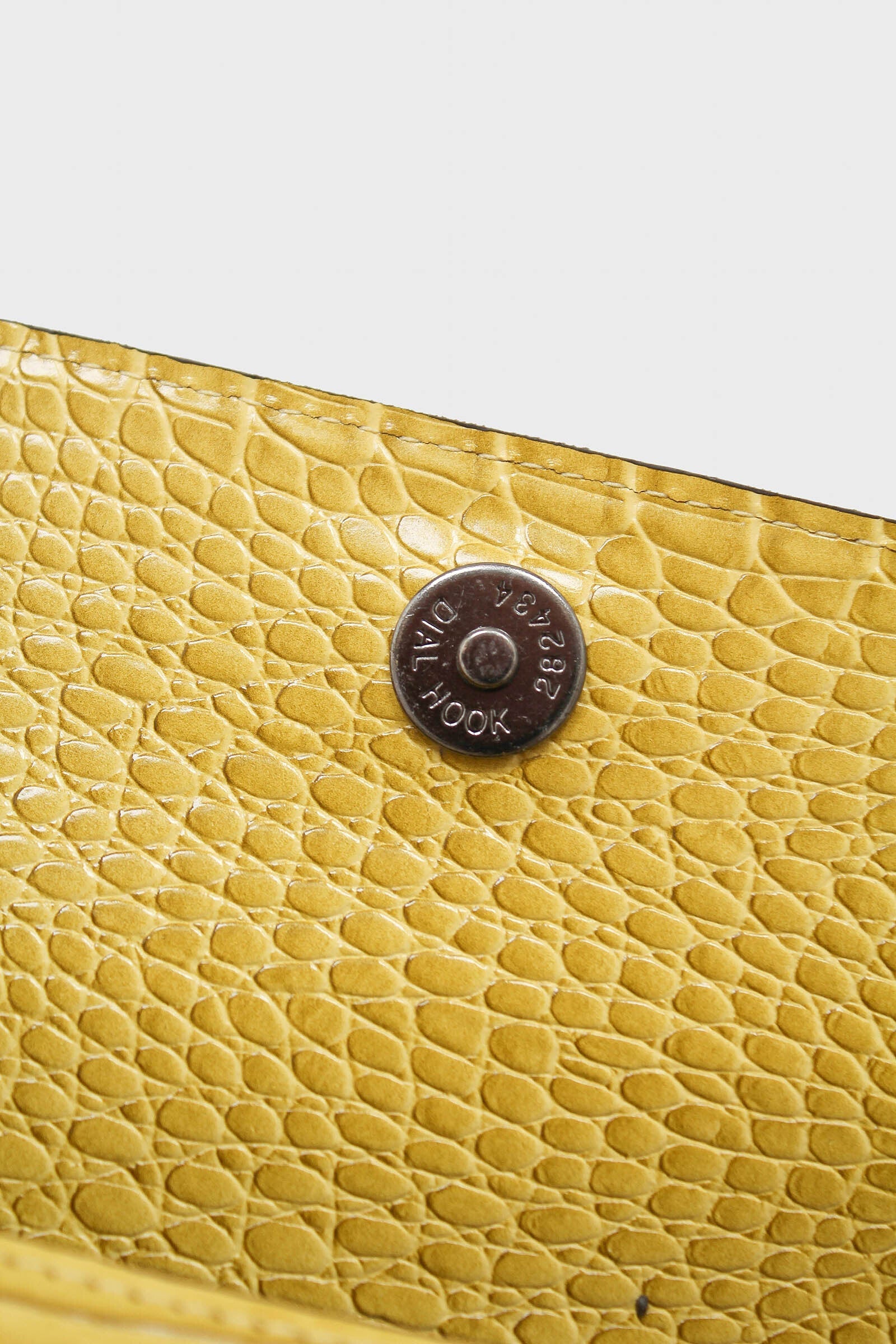 Yellow croc skin rectangle thick chain handbag