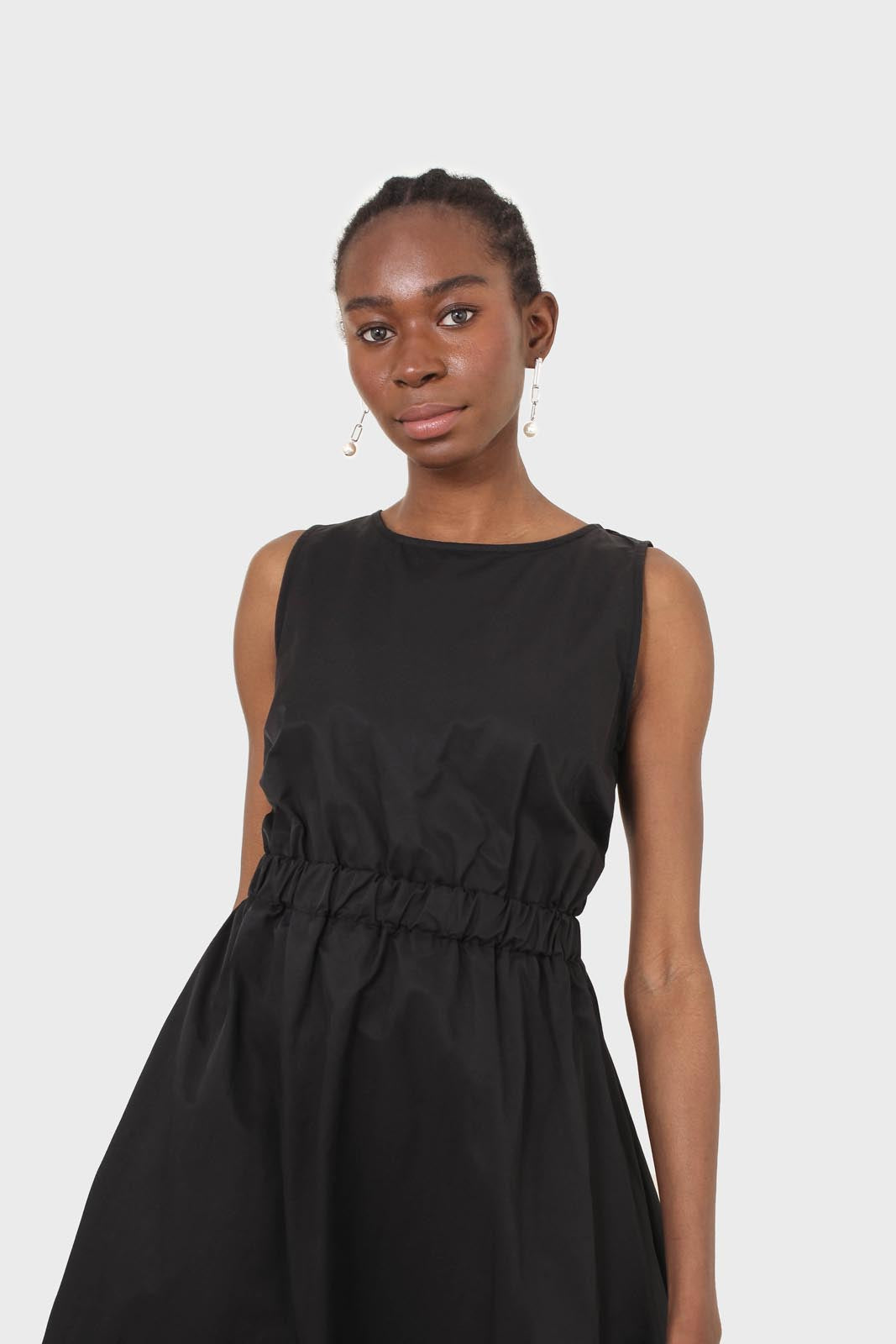 Black sleeveless flare open back maxi dress