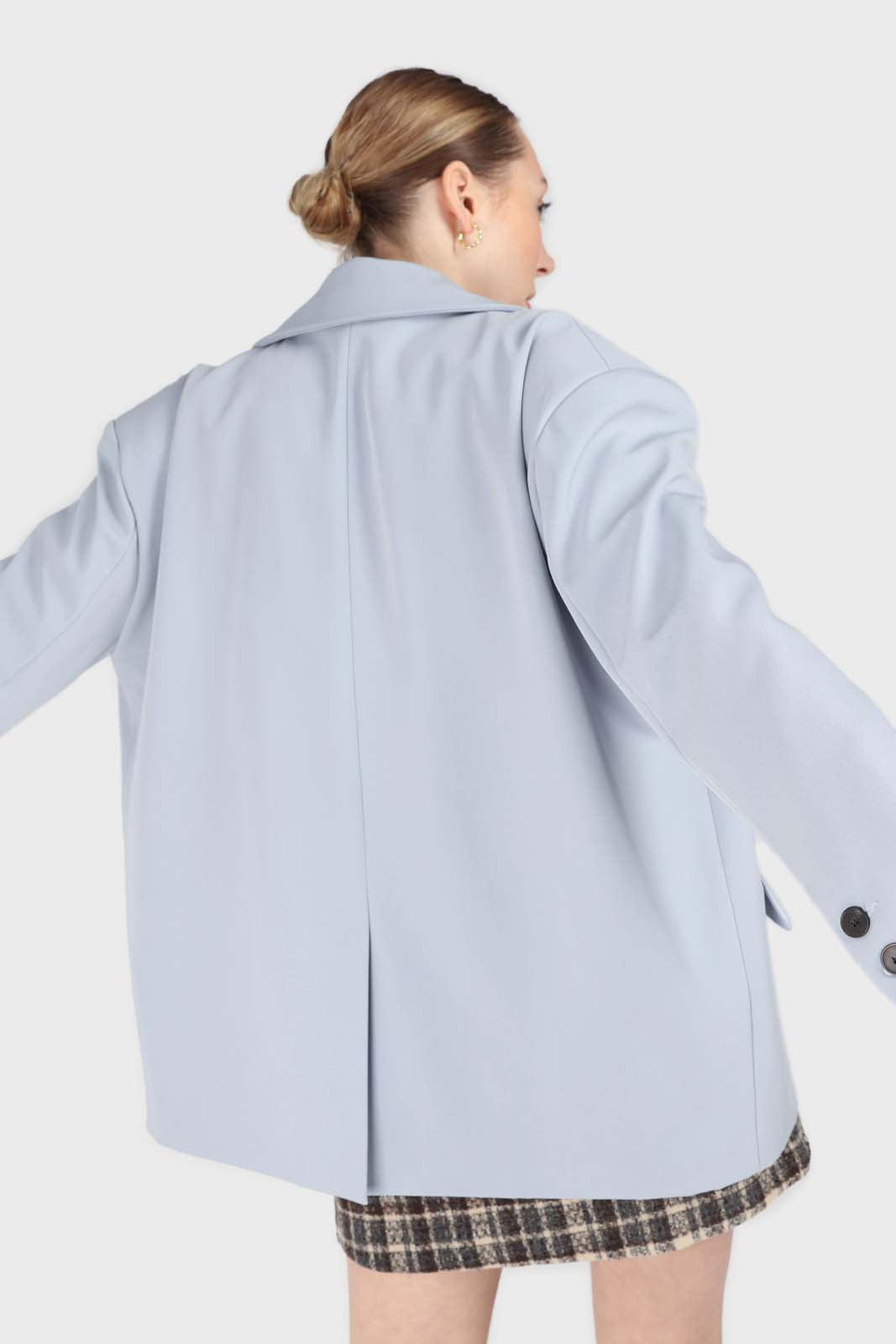 Powder blue contrast button oversized blazer