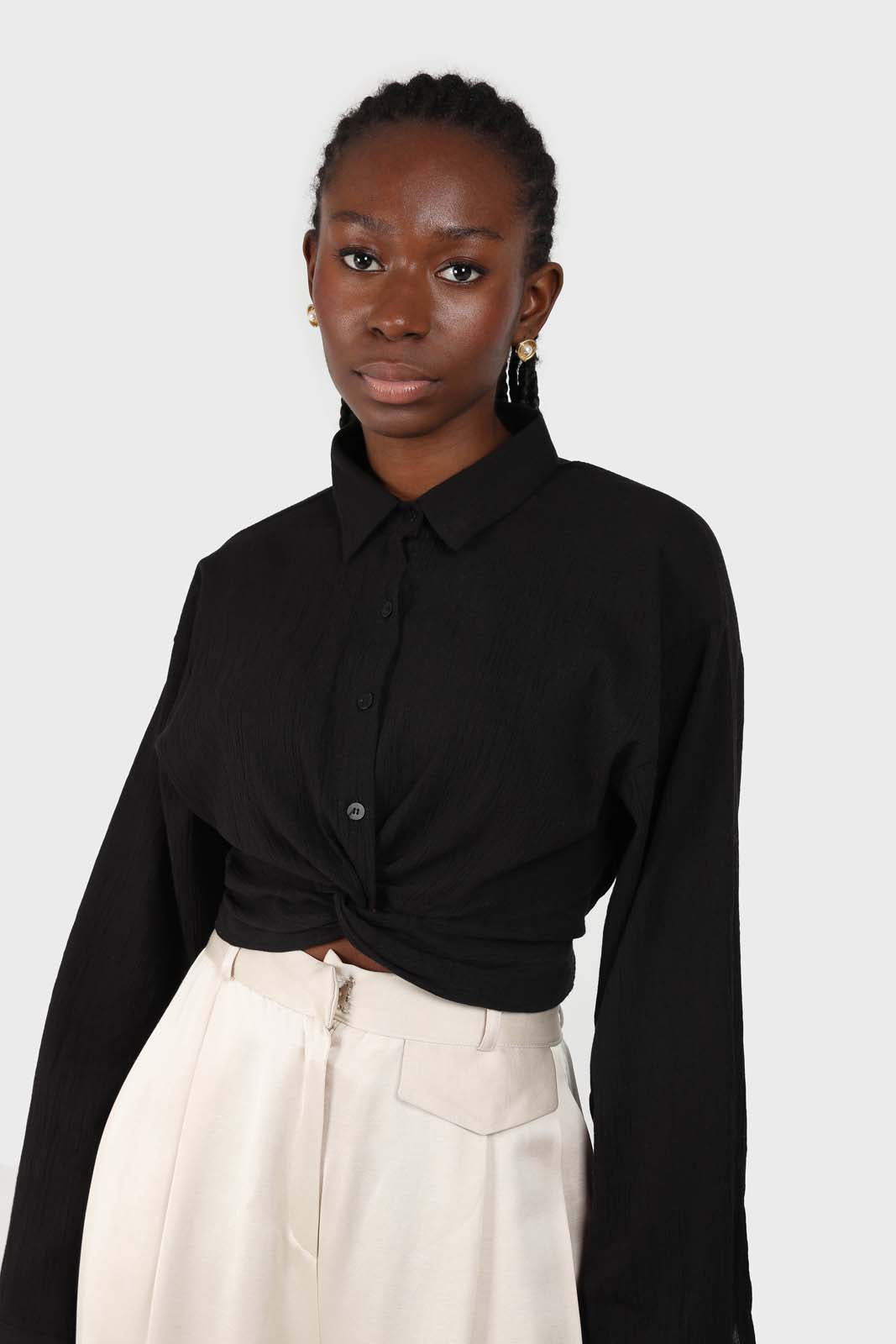 Black twist front cropped shirt