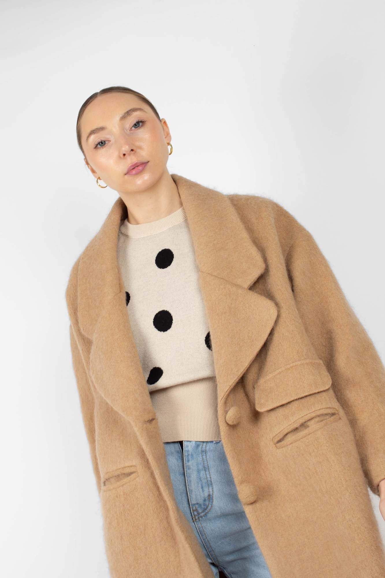 Beige and black polka dot puff sleeved jumper