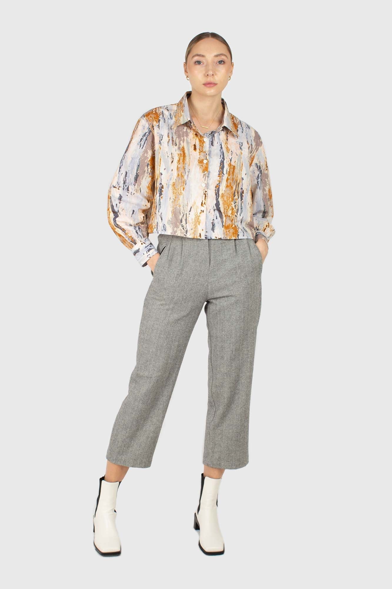 Rust marble print cropped cotton shirt