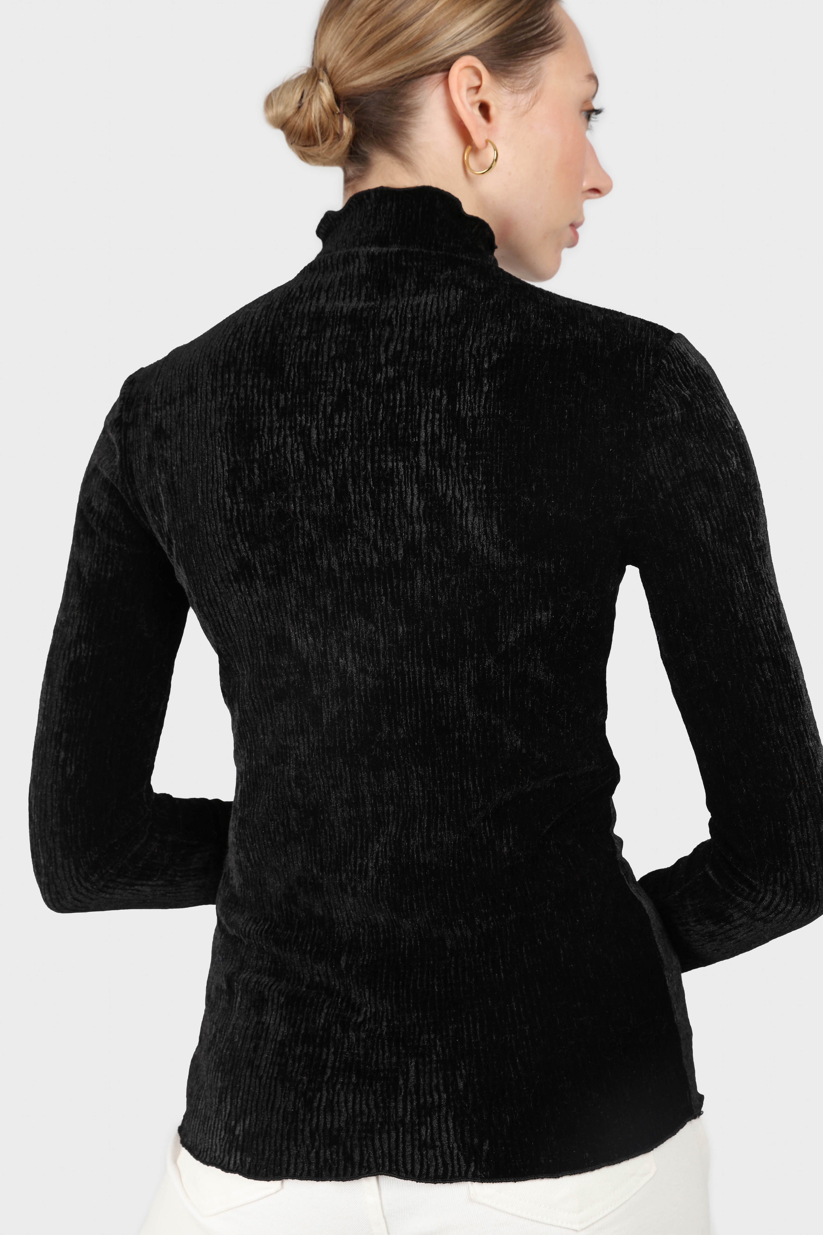 Black wrinkle velvet turtleneck top