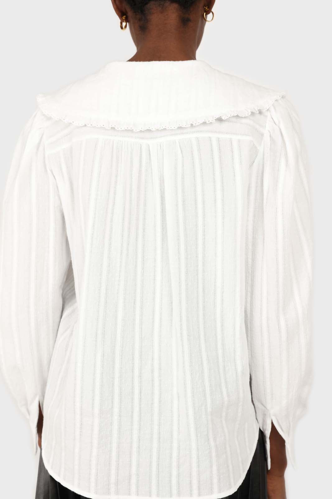 White lace trim large collar blouse