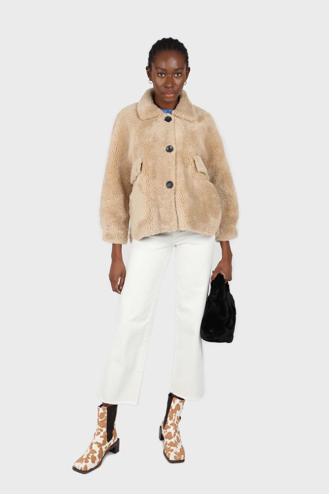 Beige large collar button up teddy jacket
