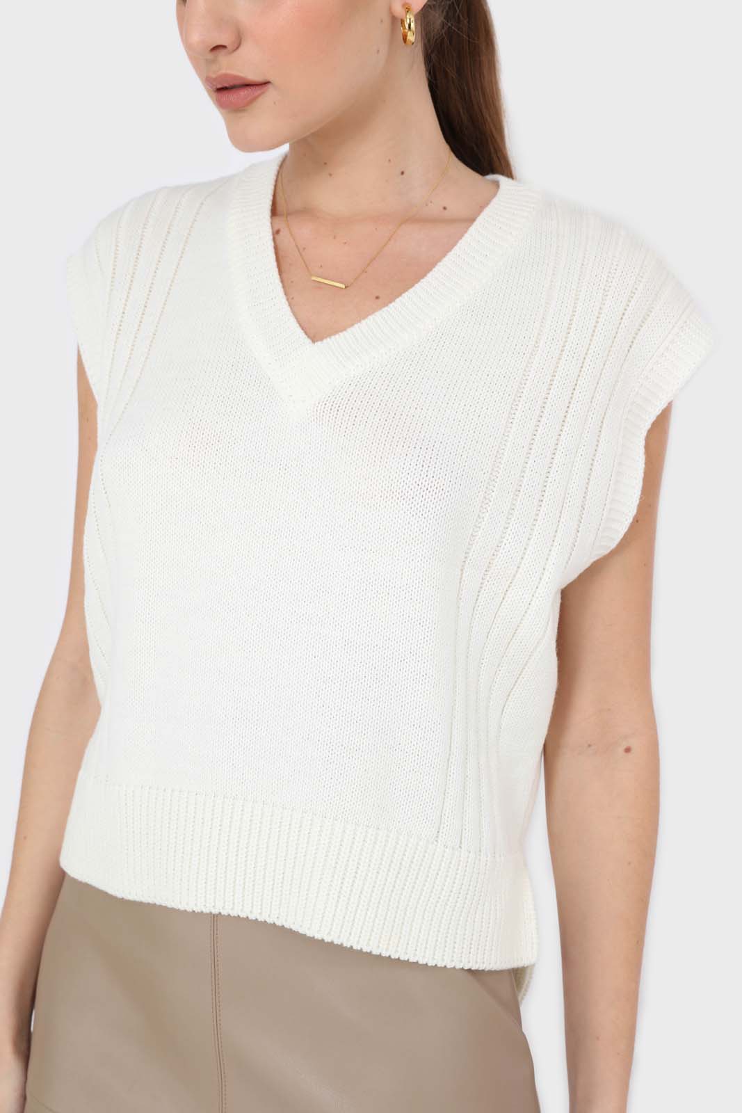 Ivory hi-low hem knit vest