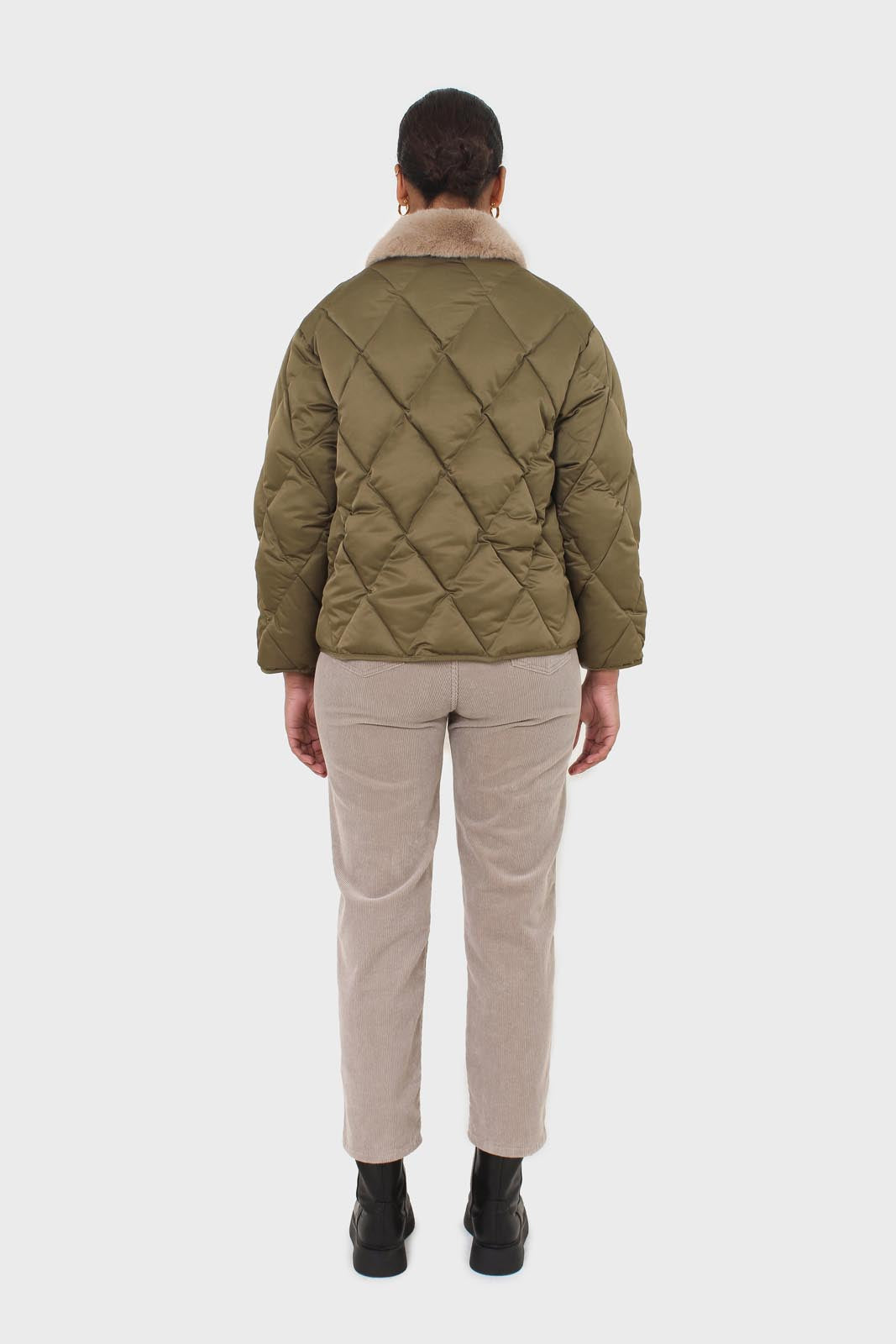 Khaki faux fur collar diamond puffer jacket