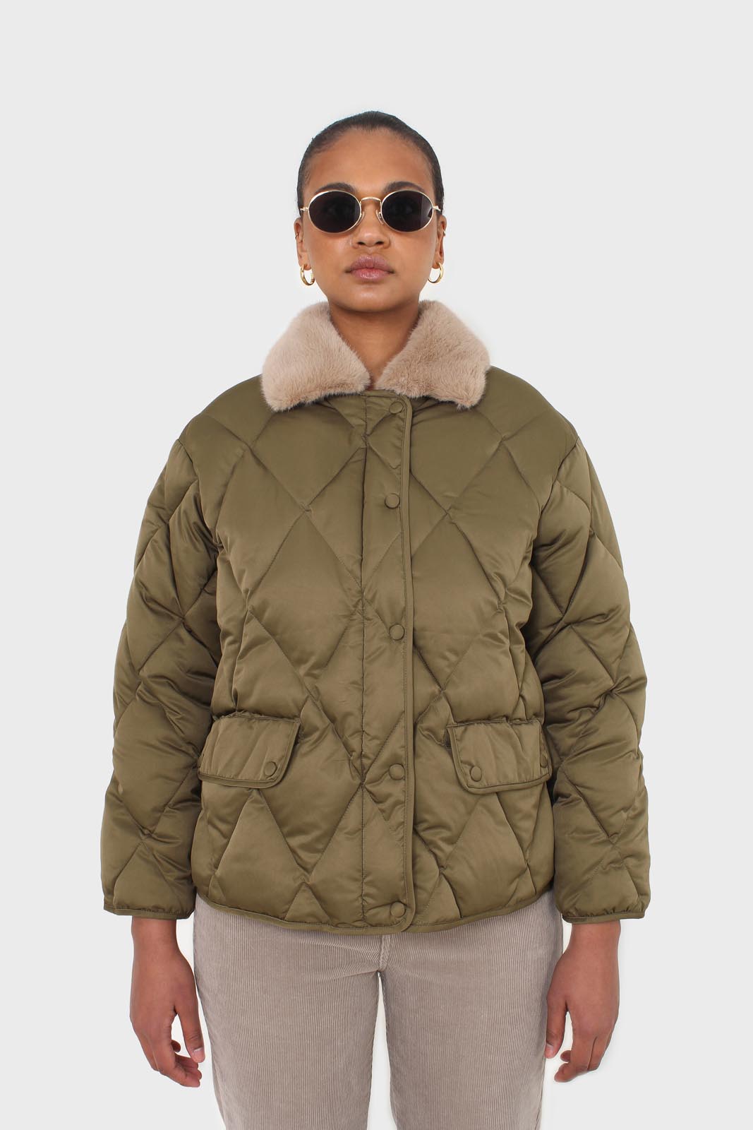 Khaki faux fur collar diamond puffer jacket