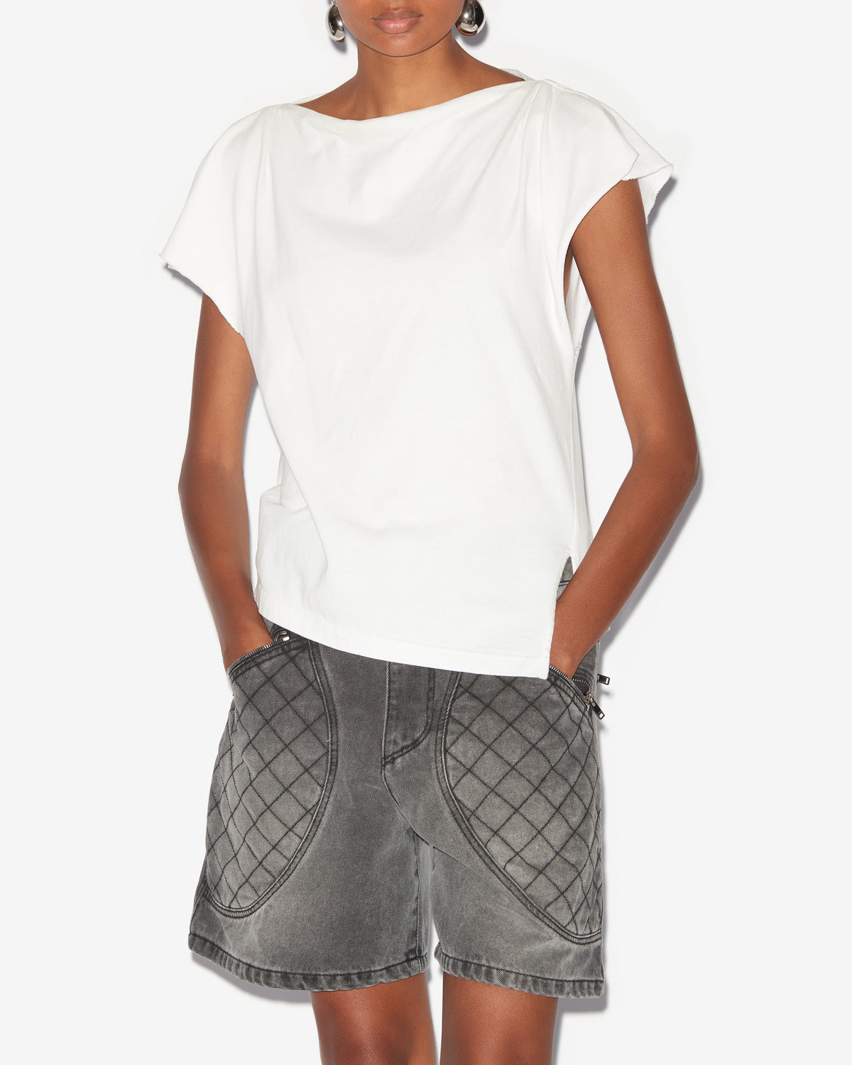 SEBANI T-SHIRT