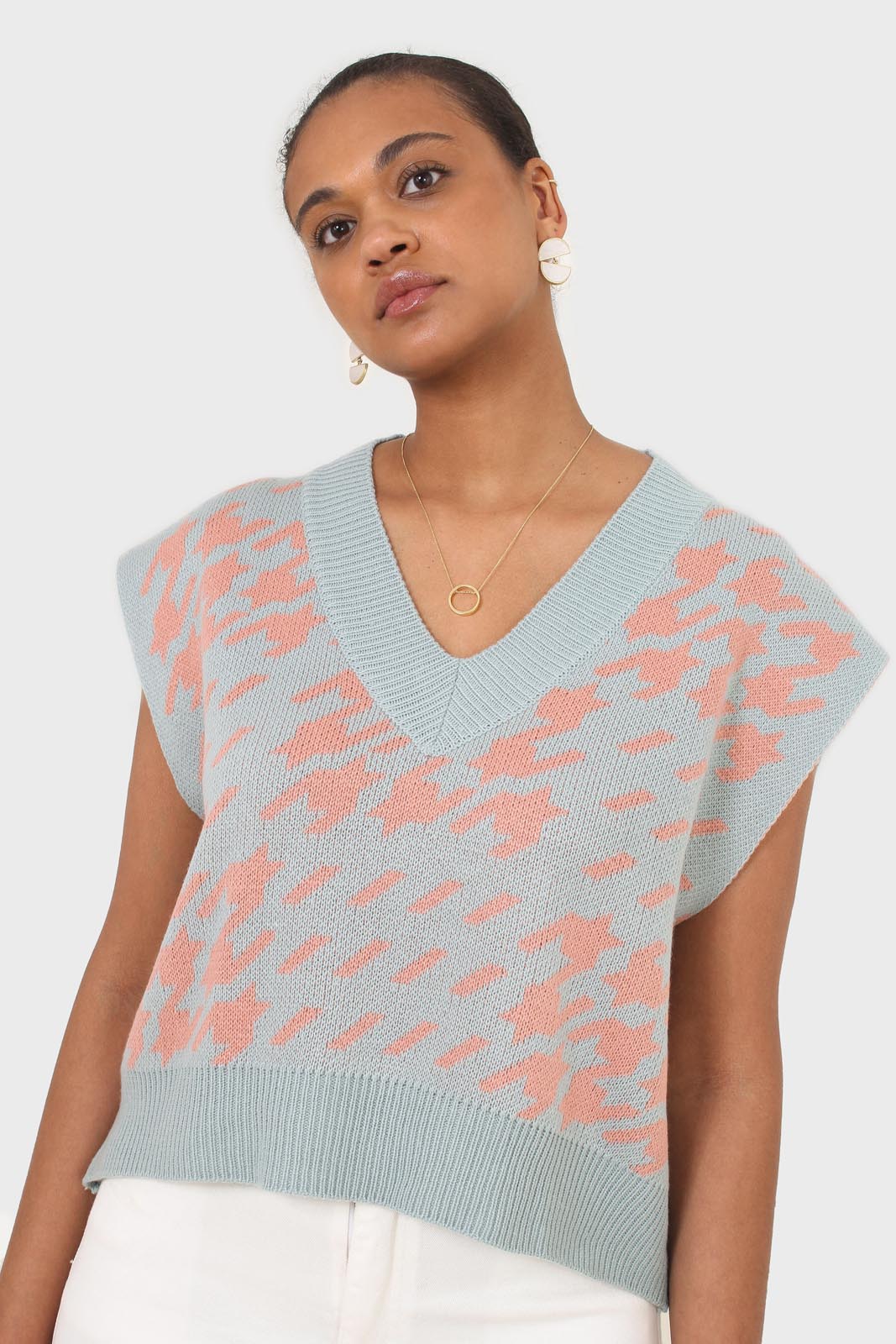 Blue and pink giant houndstooth sweater vest