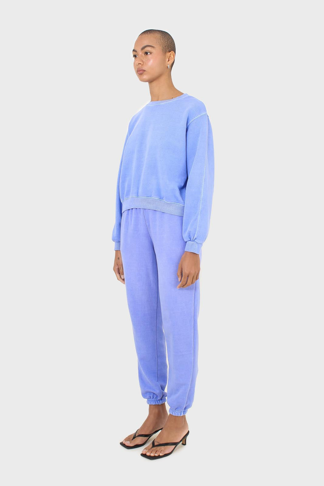 Blue pigment sweatpants