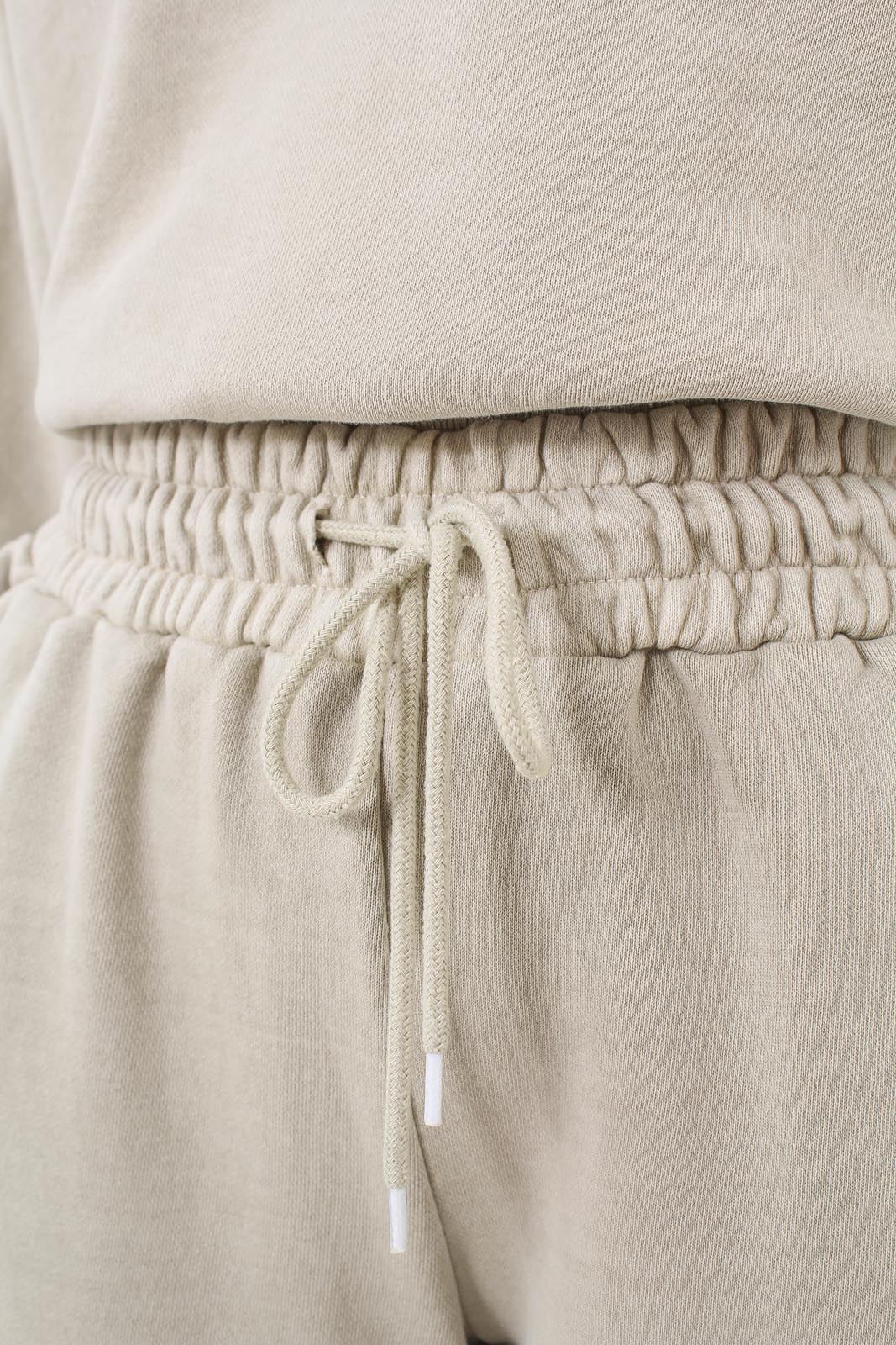 Beige pigment sweatpants