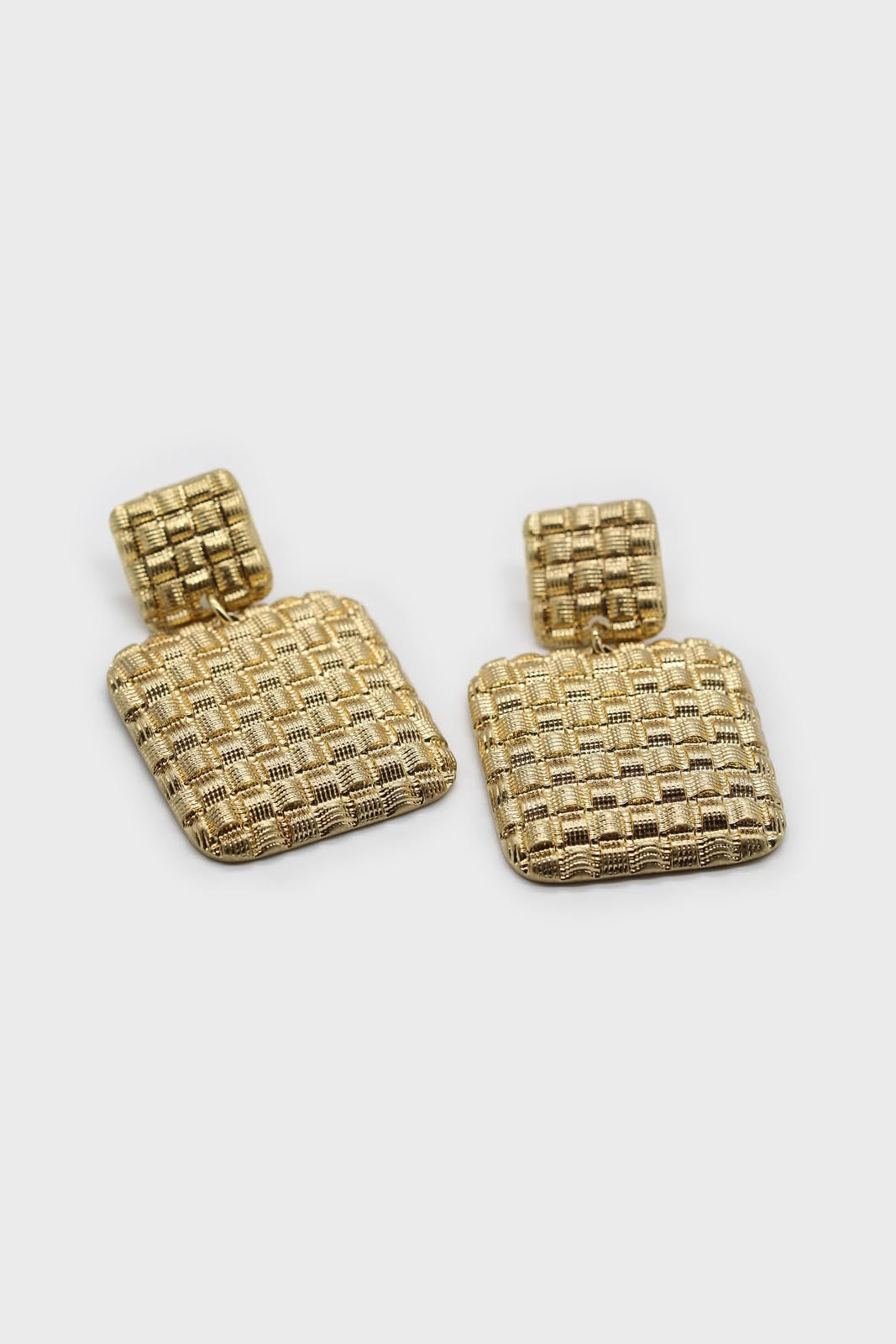 Gold woven square earrings