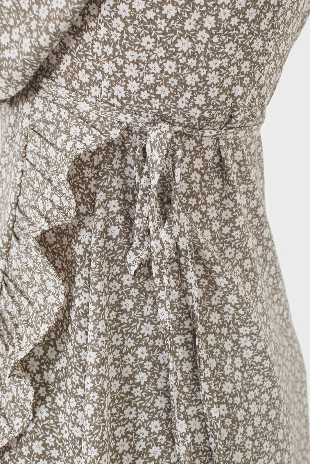 Ditsy floral print pleated ruffle V neck dress