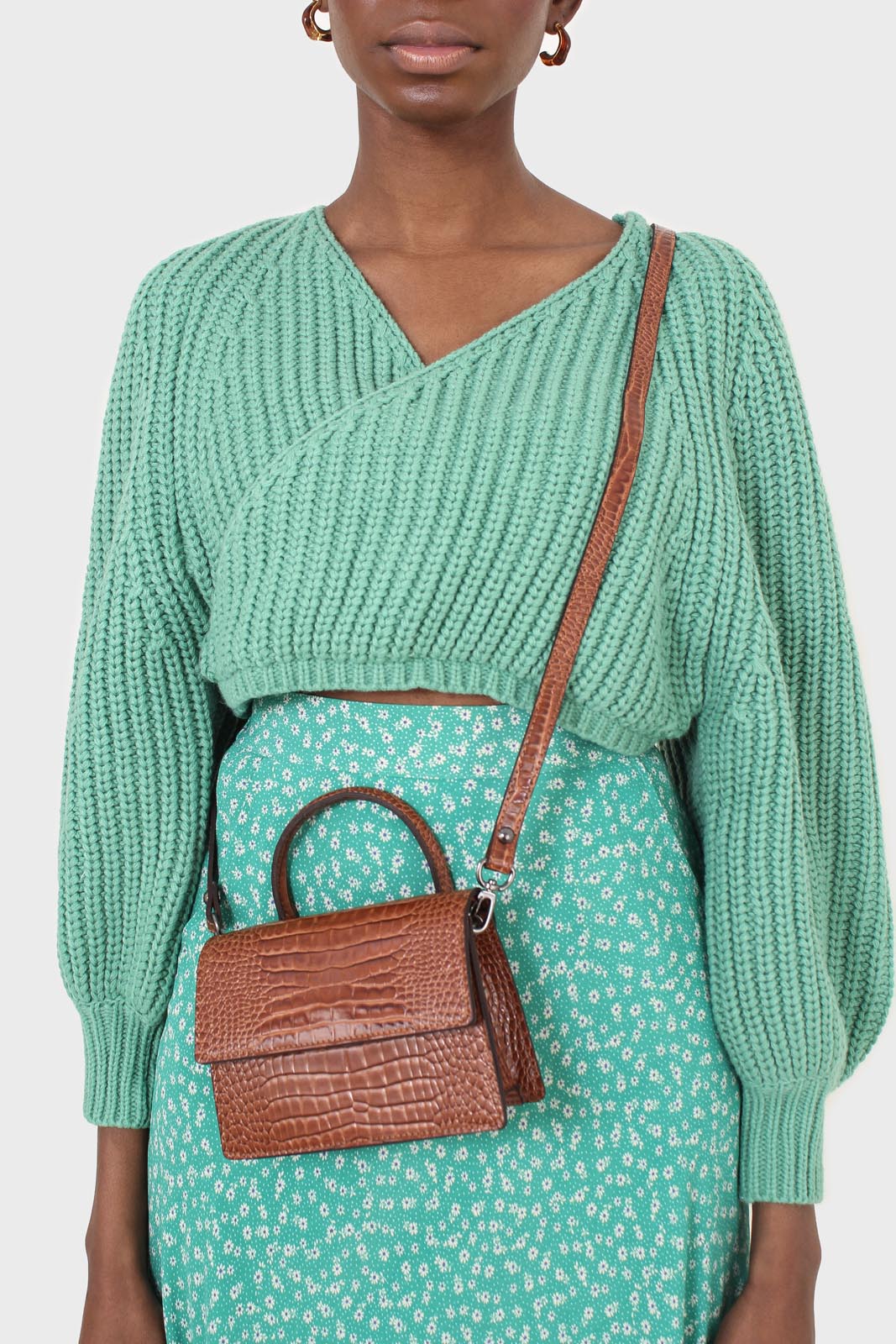 Green cross over balloon sleeve sweater