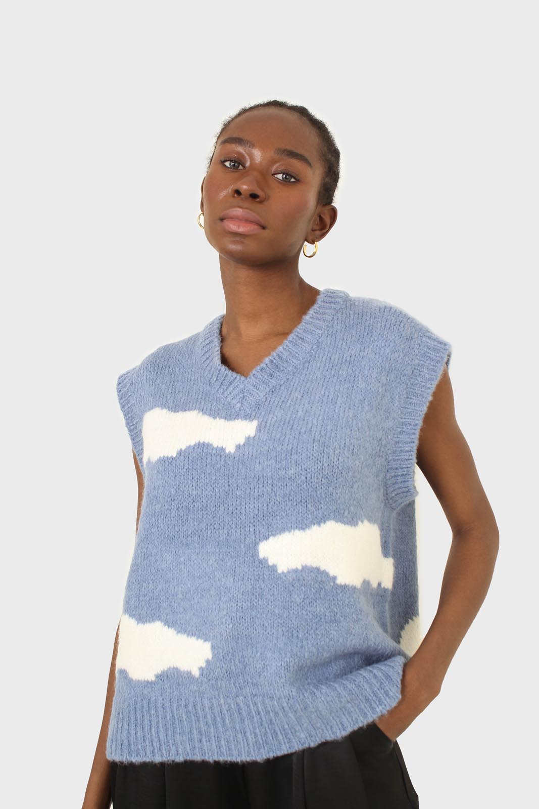 Blue and white intarsia cloud wool blend vest