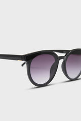 Black colourblock sunglasses