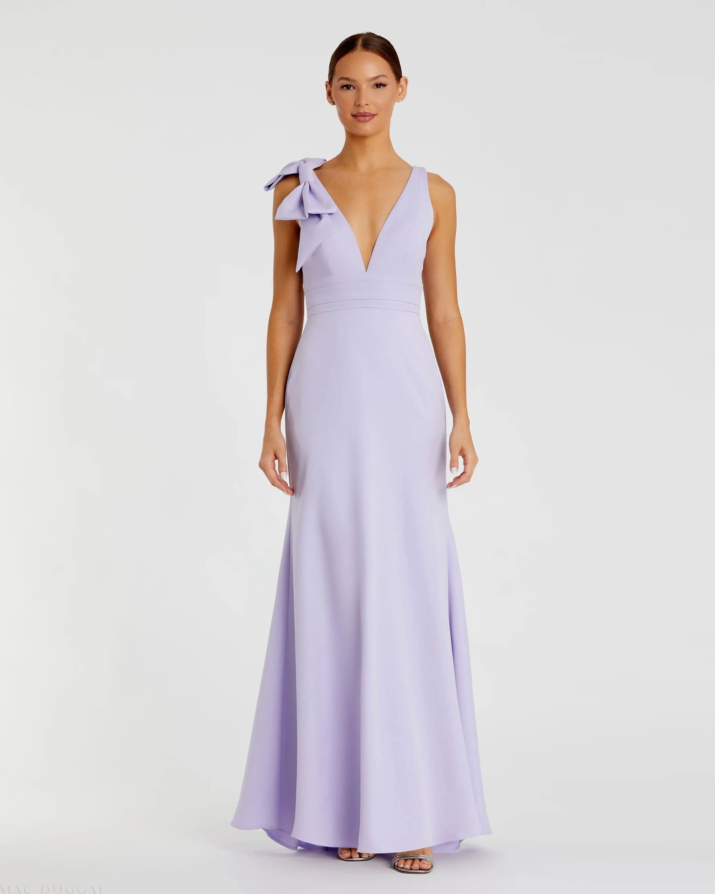 Sleeveless V Neck Bow Detail Mermaid Gown