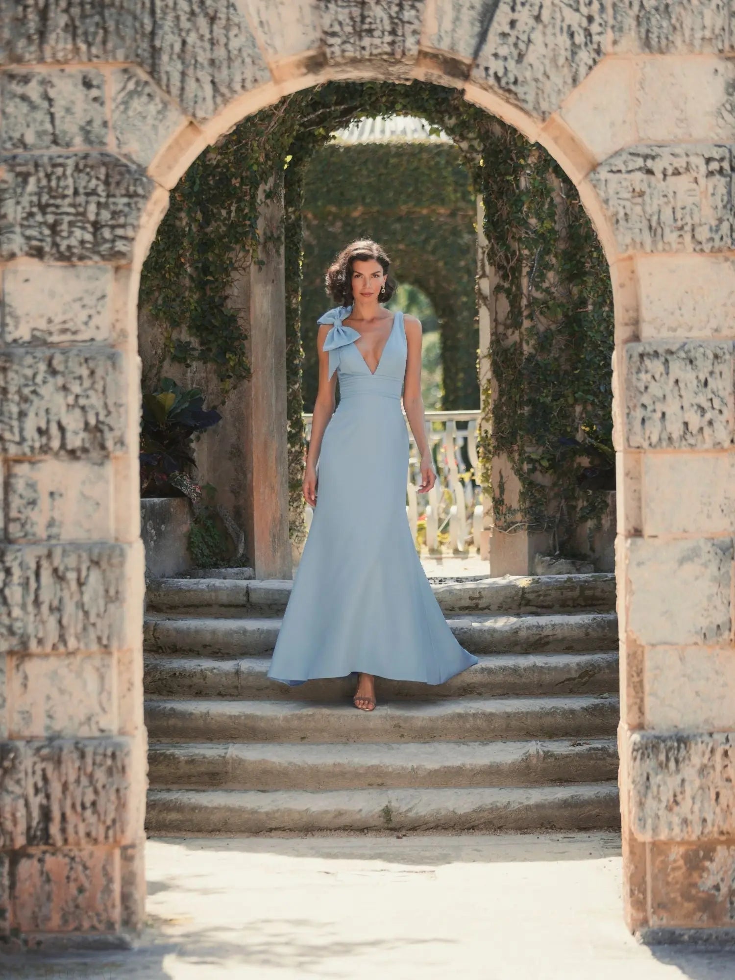 Blue Sleeveless V Neck Bow Detail Mermaid Gown