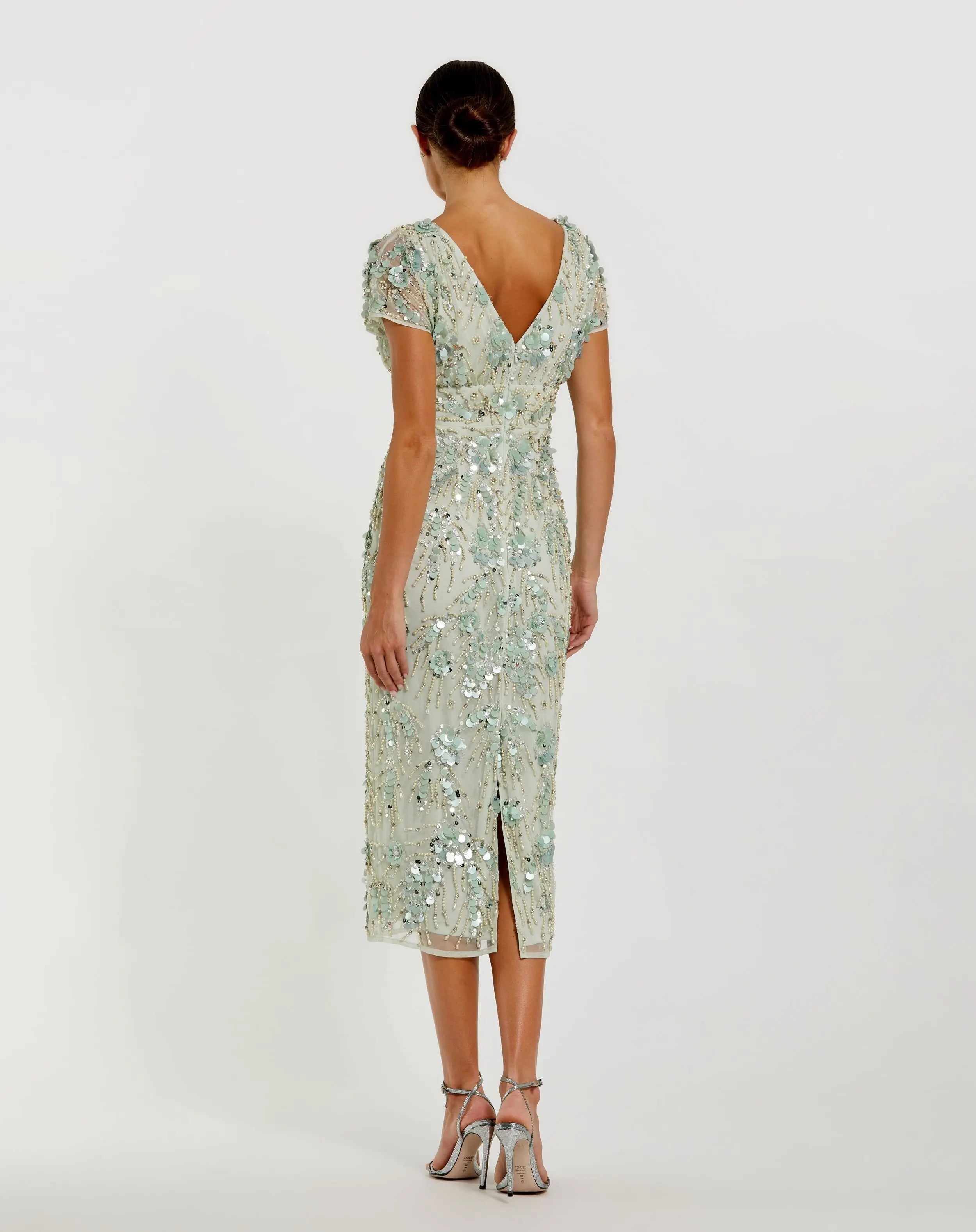Green Embellished Mesh Fitted Cap Sleeve Cocktail Dress