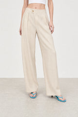 Beige pleated tailored short trousers