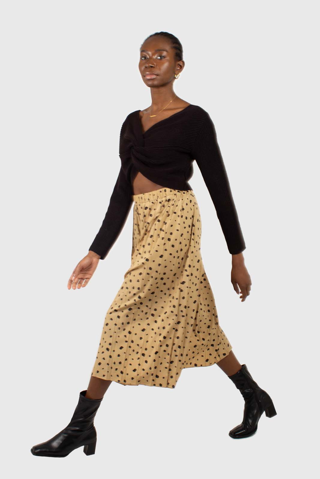 Beige and black leopard print pleated midi skirt