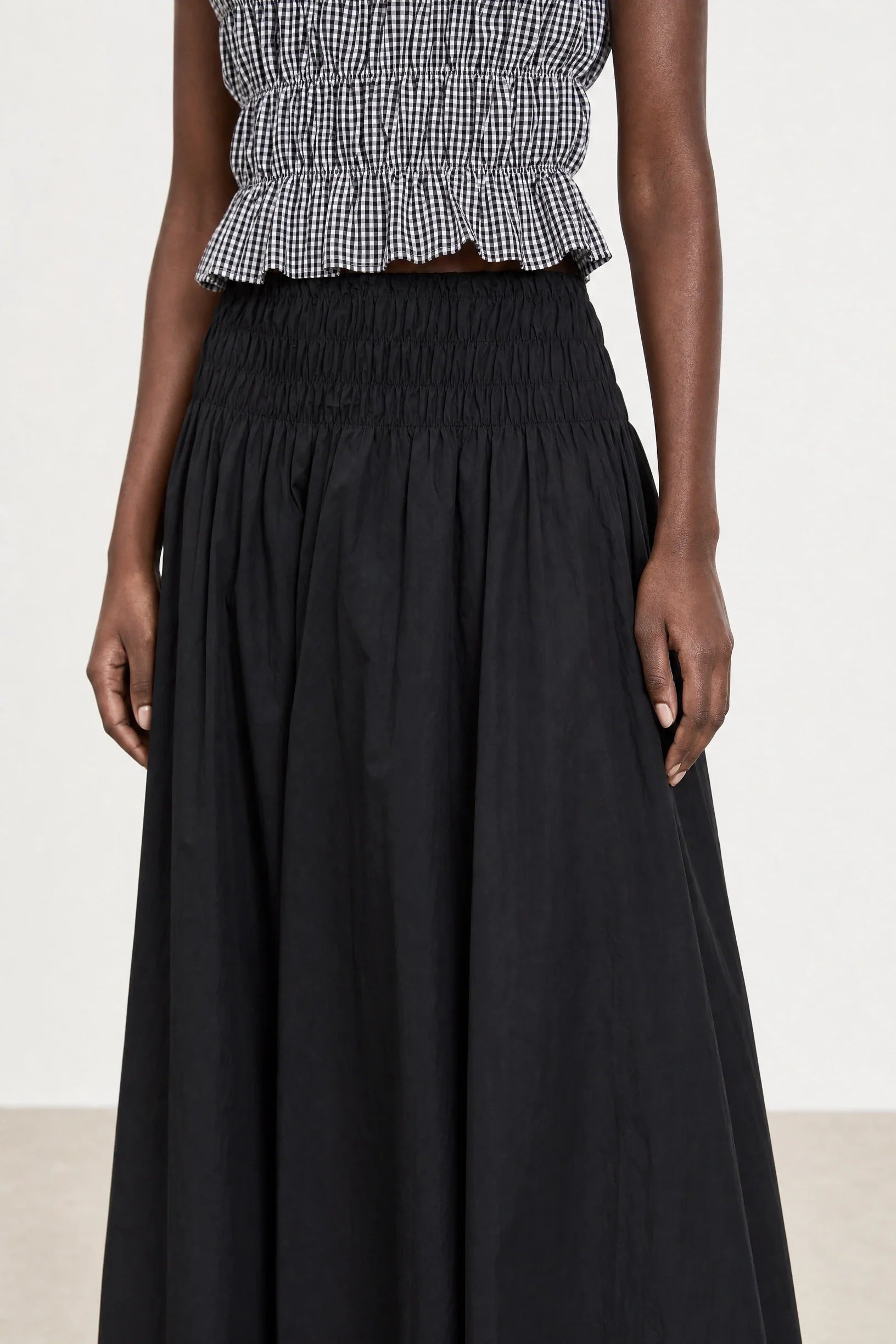 Black giant shirring waist skirt
