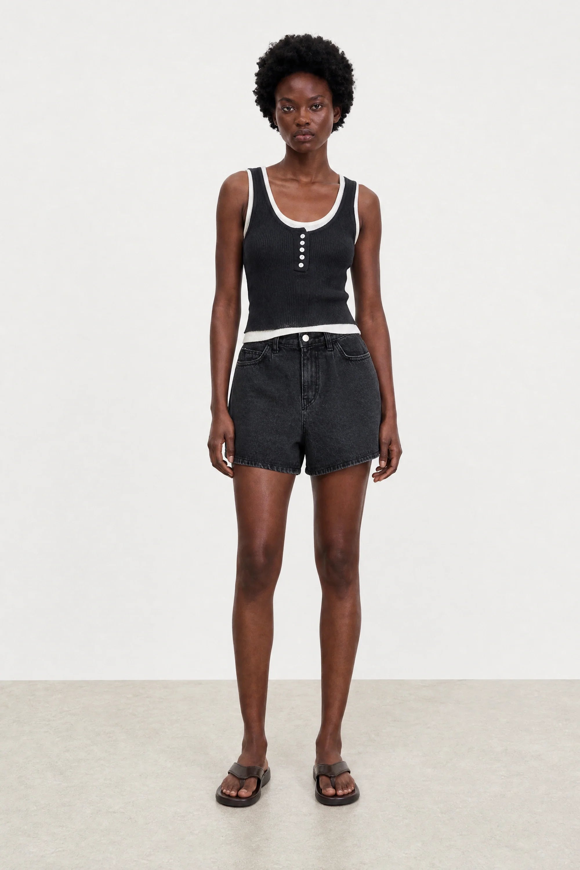 Black single pleat wide leg denim shorts