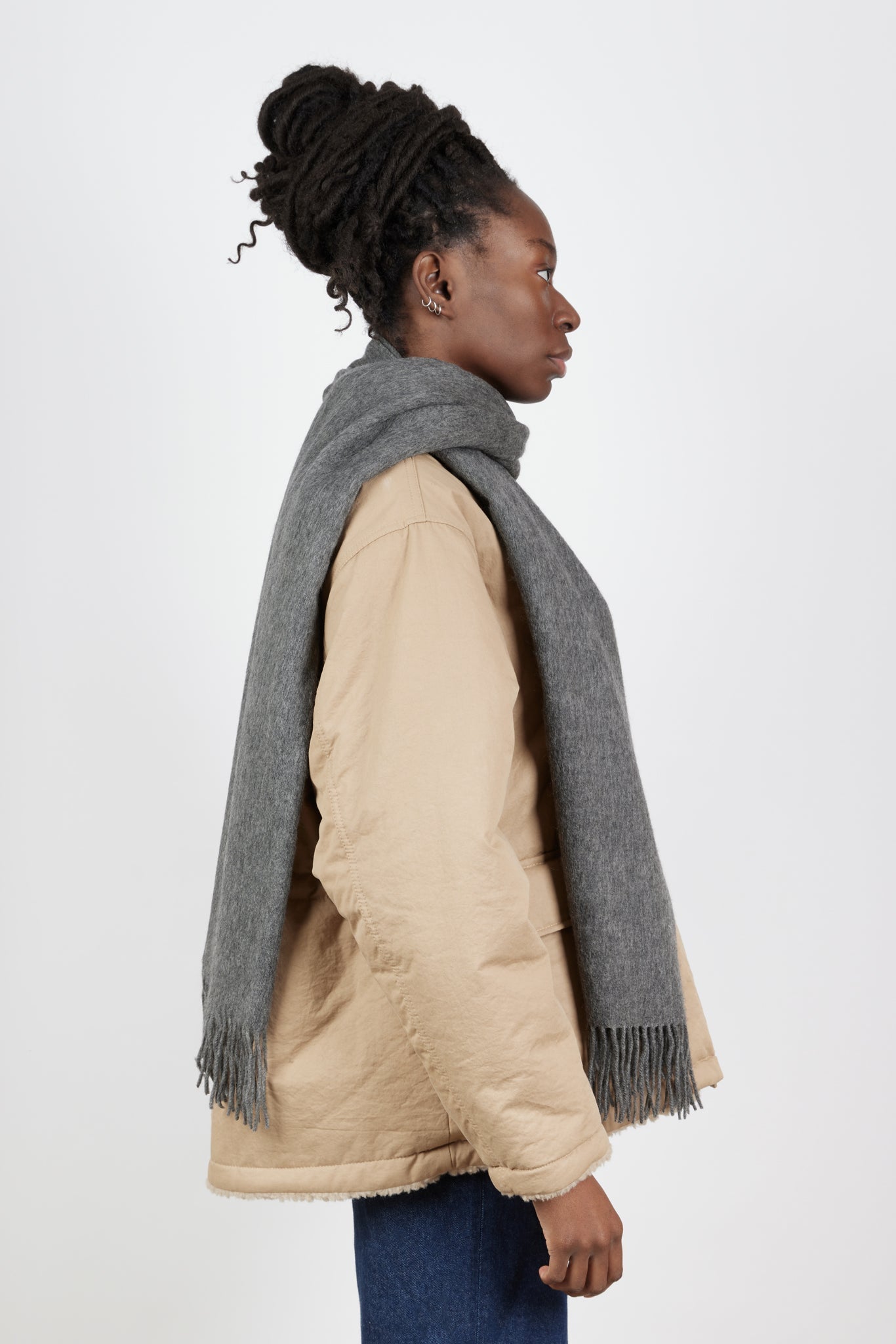 Charcoal grey pure wool scarf
