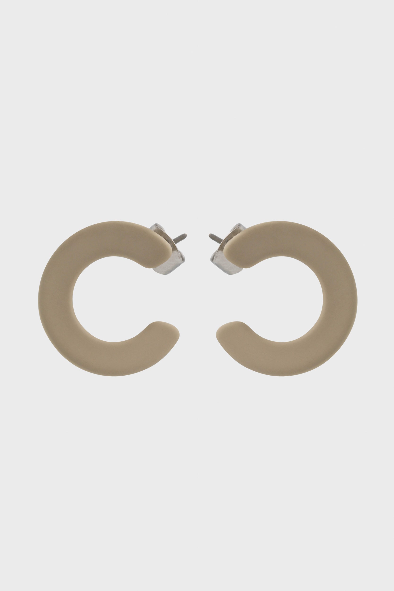 Ivory matte open circle stud earrings