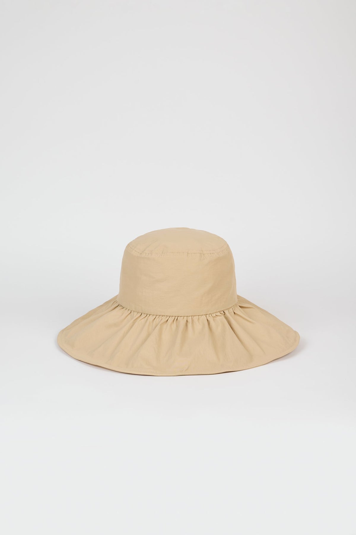 Light beige ruched wide brim bucket hat