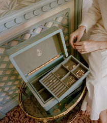 DÔEN & TROVE MINI TRUNK -- MINT GREEN