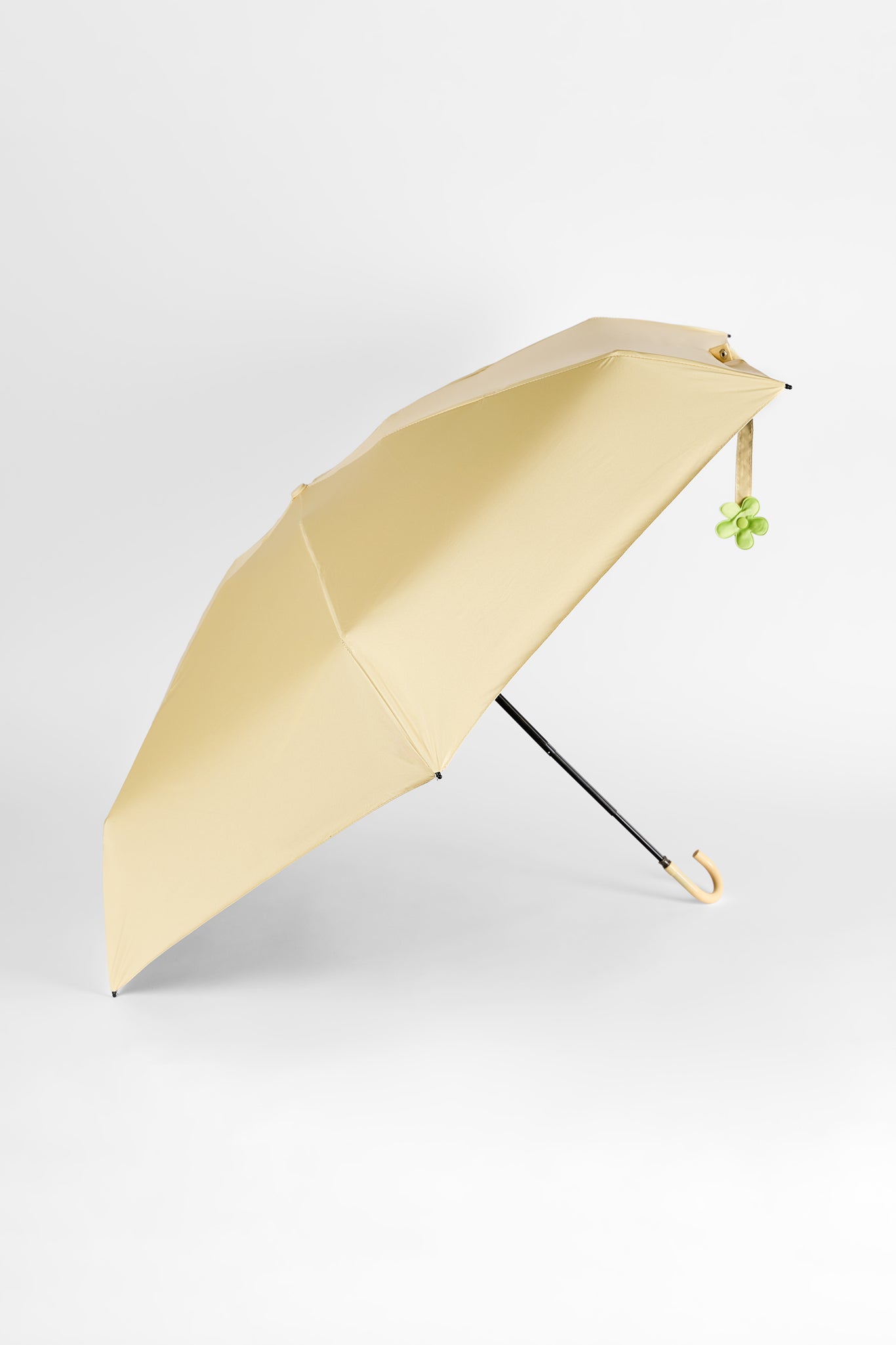 Pale yellow and lime green flower snap umbrella